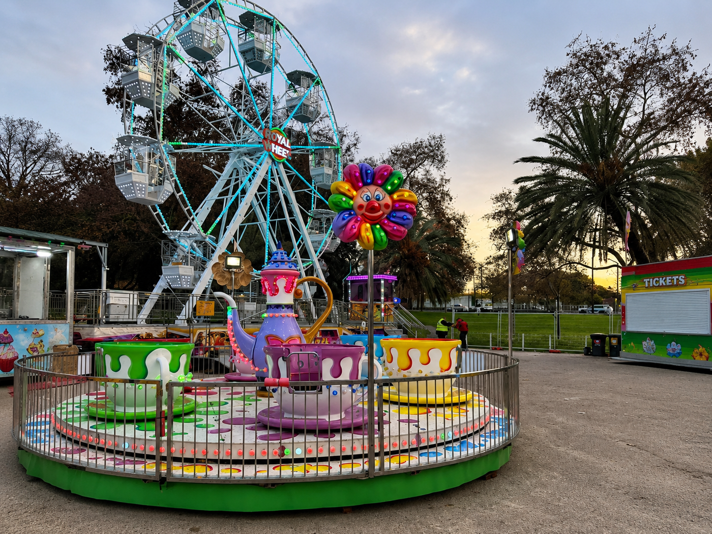 Amusement ride — photograph 20 of 32, Mobile Amusements, South Australia